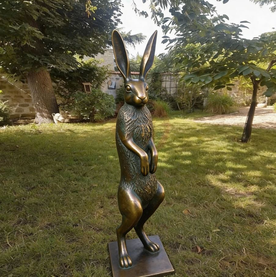 Bunny Statue Big